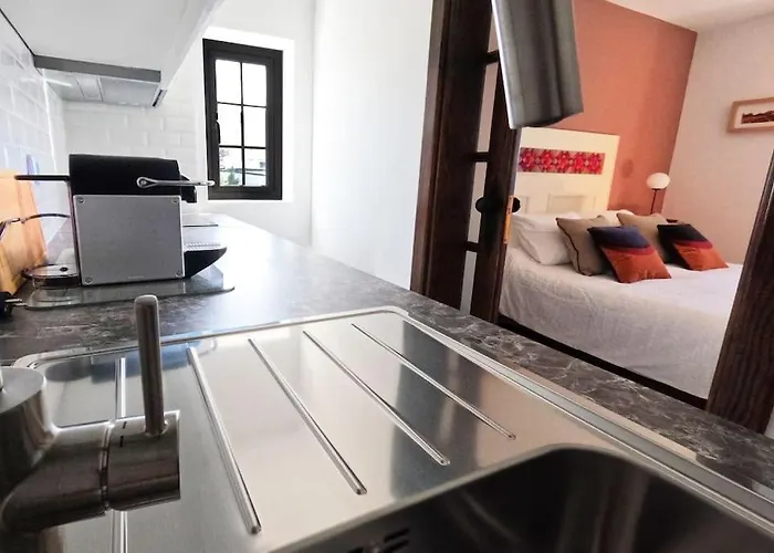 Lejlighed Moonlava: Apto, Piscina, Wifi Yaiza (Lanzarote)