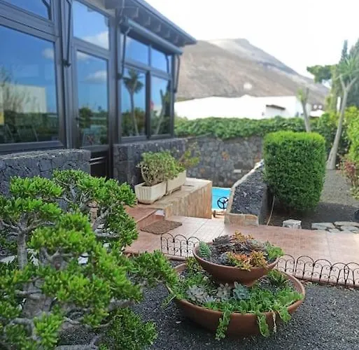 Daire Moonlava: Apto, Piscina, Wifi *