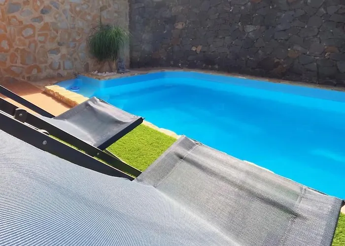 Moonlava: Apto, Piscina, Wifi Daire Yaiza (Lanzarote)