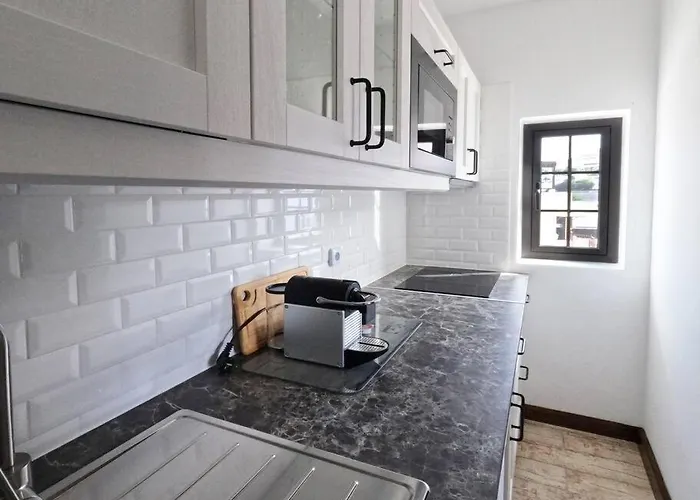 Daire Moonlava: Apto, Piscina, Wifi Yaiza (Lanzarote)